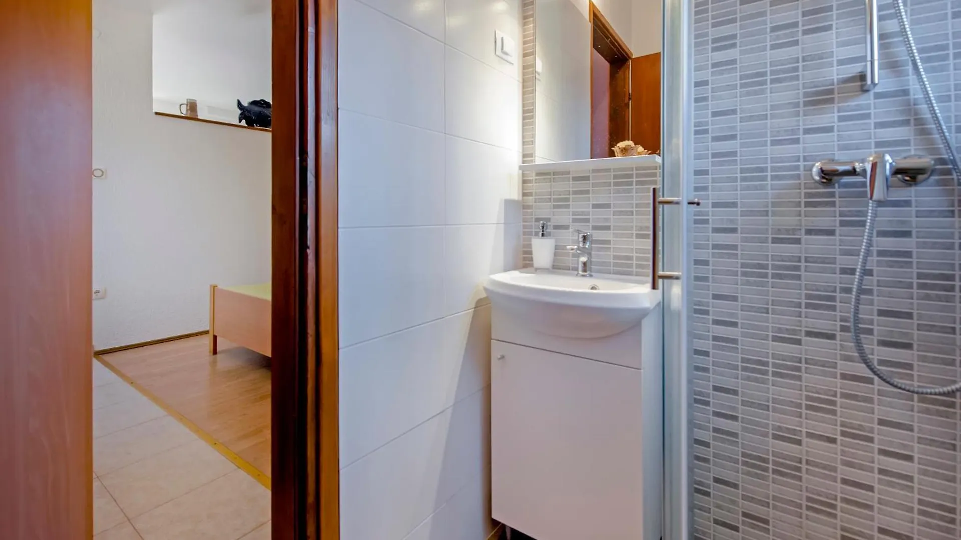 Apartments Josip 2304 Rovinj 0*,  Croatia