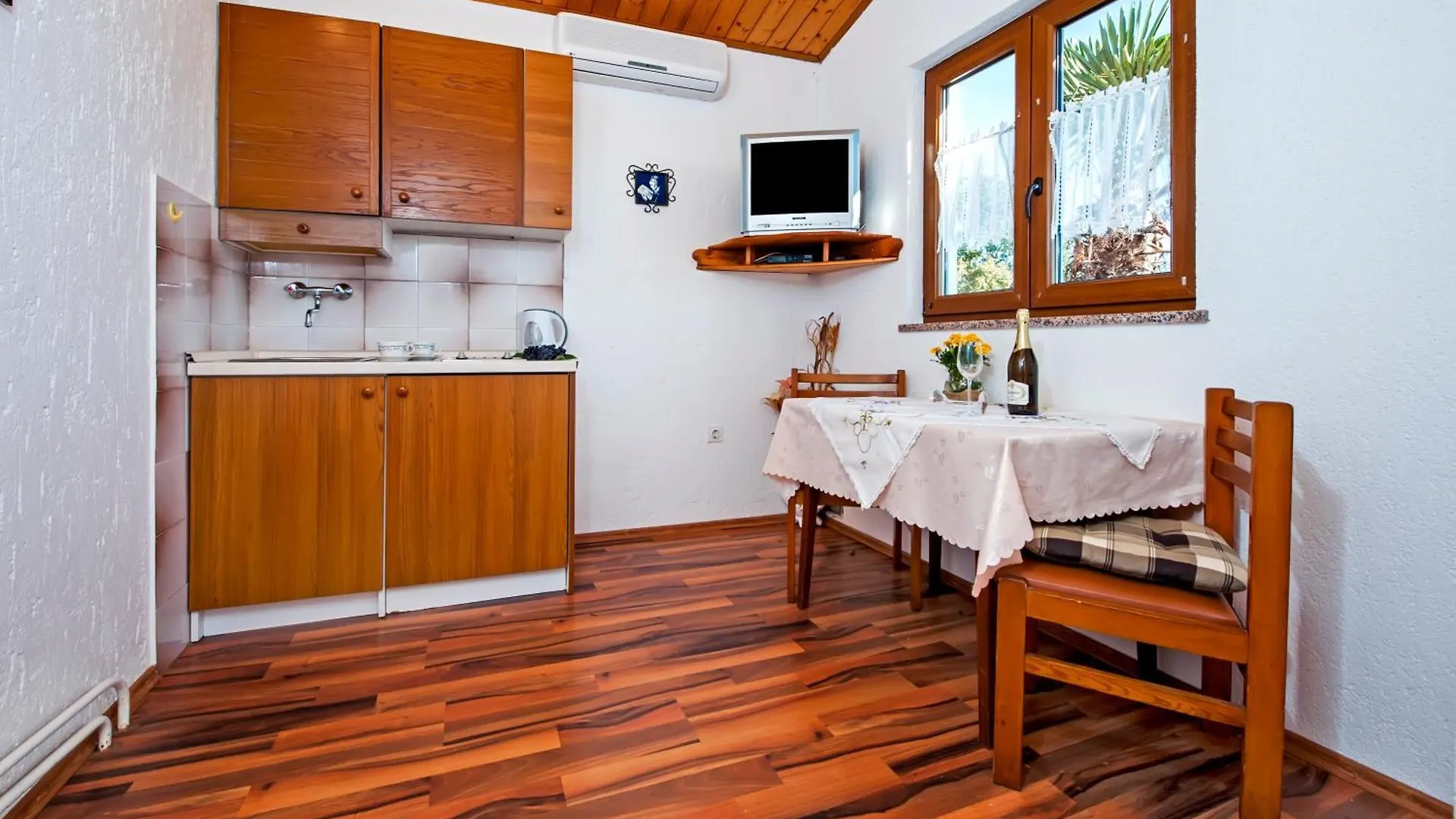 Apartments Josip 2304 Rovinj