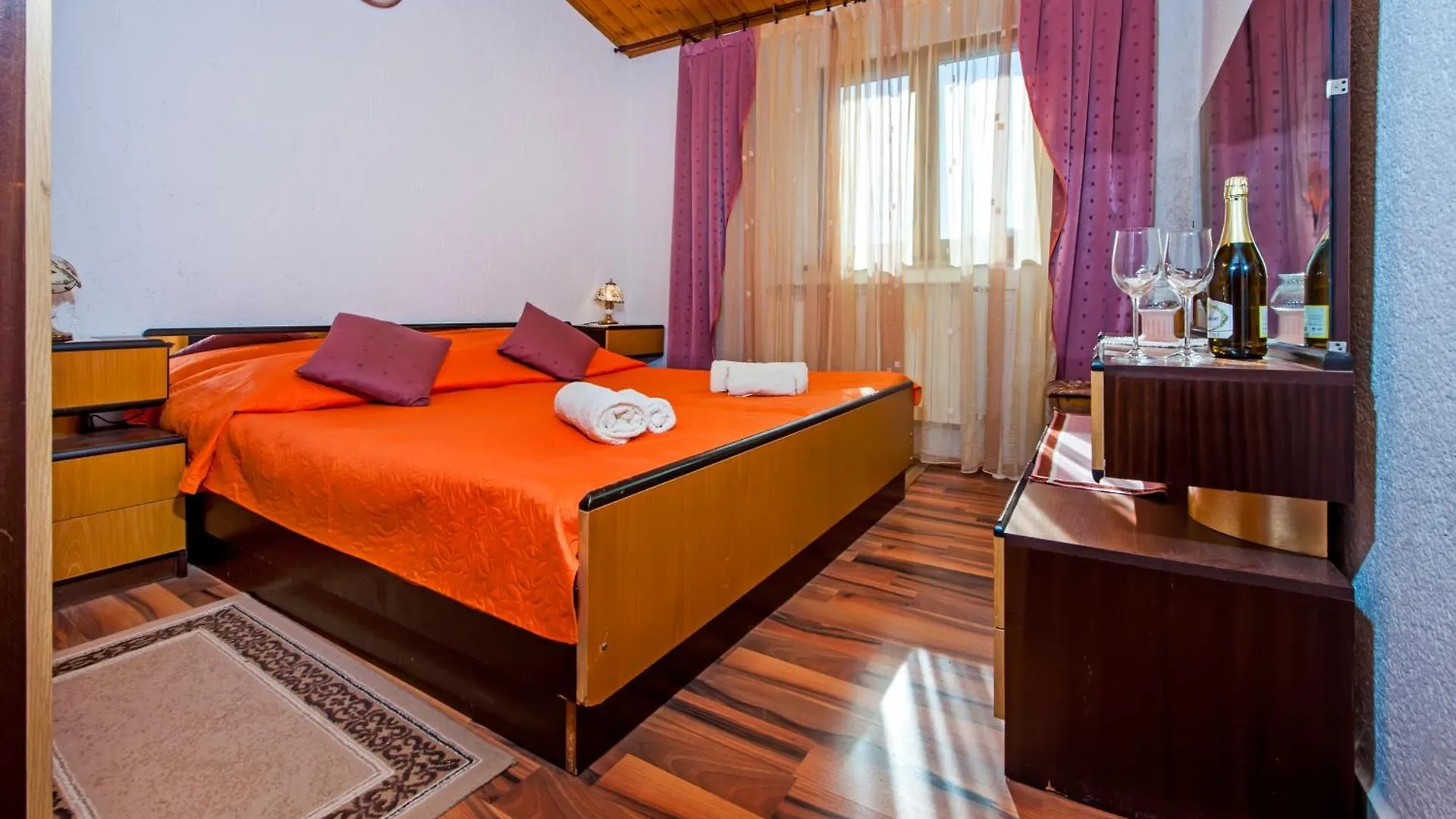 Apartments Josip 2304 Rovinj 0*,
