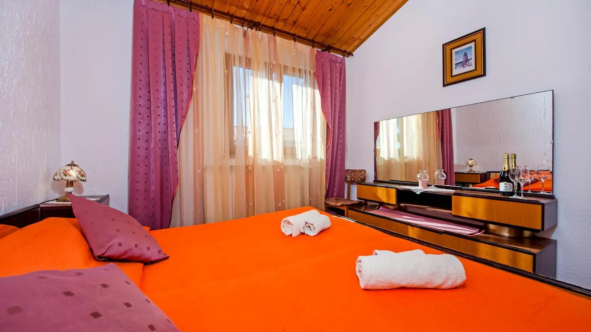 Apartments Josip 2304 Rovinj